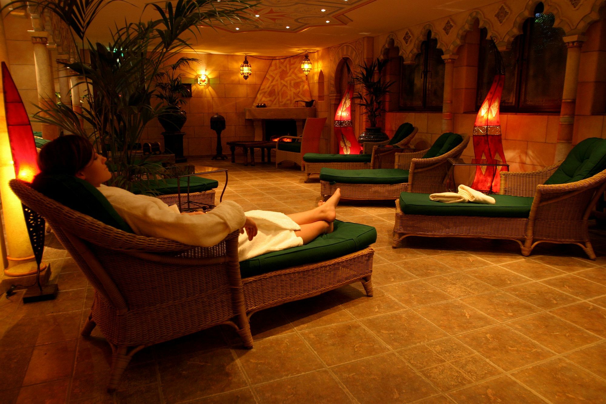 4-Sterne Burghotel Castillo Alcazar, Europa-Park Freizeitpark & Erlebnis-Resort Rust Buitenkant foto